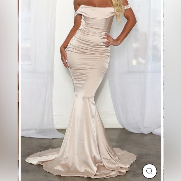 Moda Glam Boutique Dresses & Skirts - Moda Glam Boutique - Champagne “Delilah” corset gown (Size 8)
